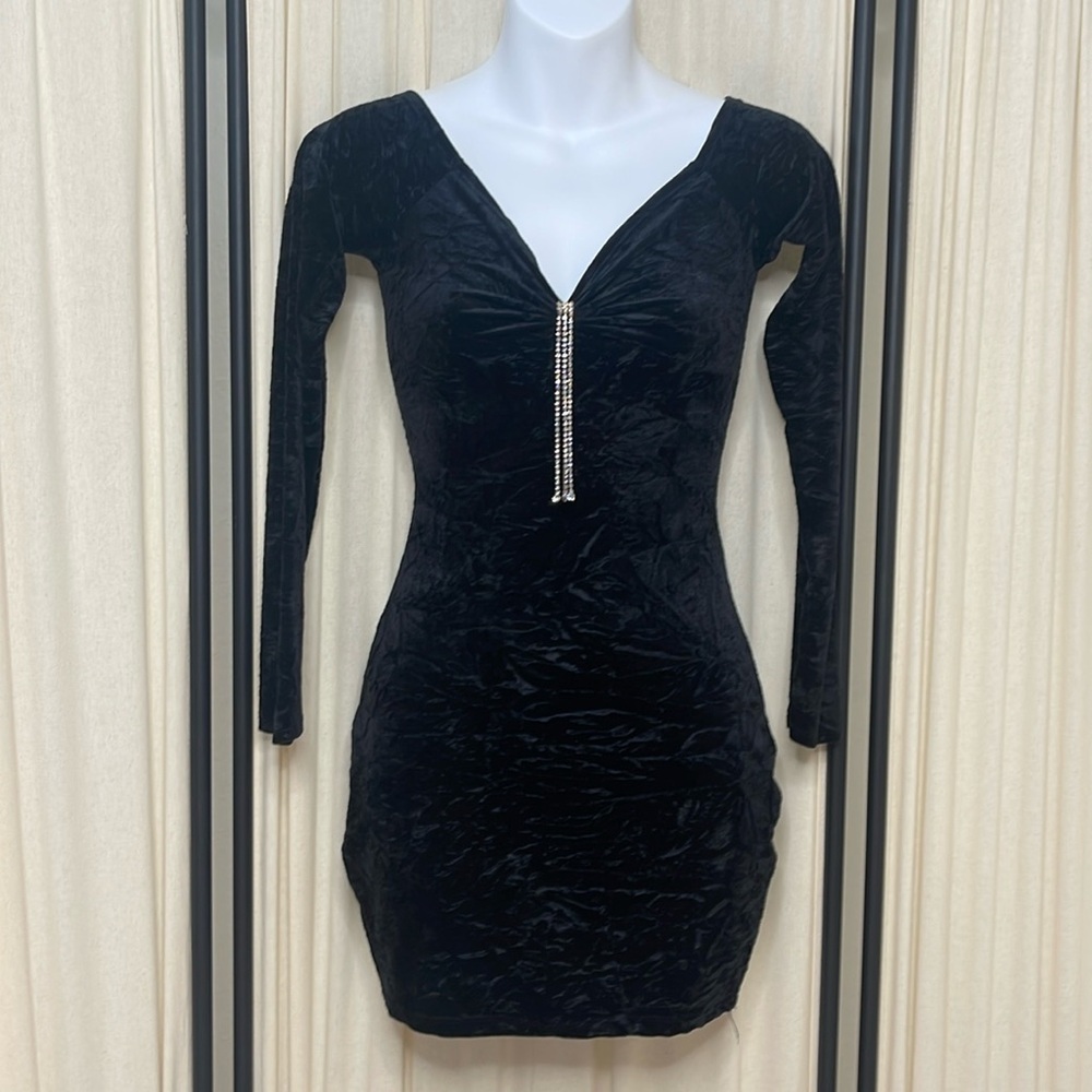 VINTAGE- ELEGANT COCKTAIL VELOUR MINI DRESS WITH FALLING RHINESTONES SIZE SMALL